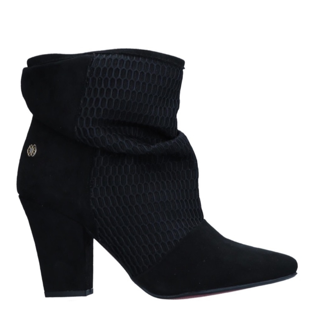 Ankle booties(leather) size 8 by Cuplé